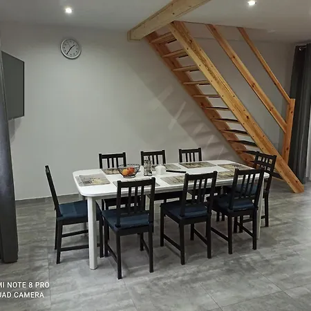 Apartameny Wiktoria I Nikola W Karwiku